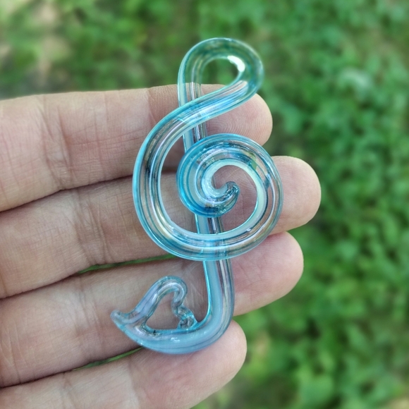 Blue Glass Treble Clef Pendant - Picture 1 of 2